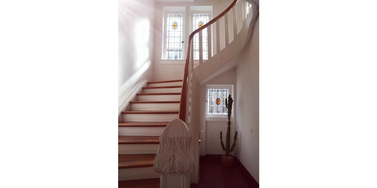 Dachgeschoßwohnung Saarbrücken Eschberg - 2 Zimmer, 70 m&sup2;, 670&euro; | Angebot:24566154