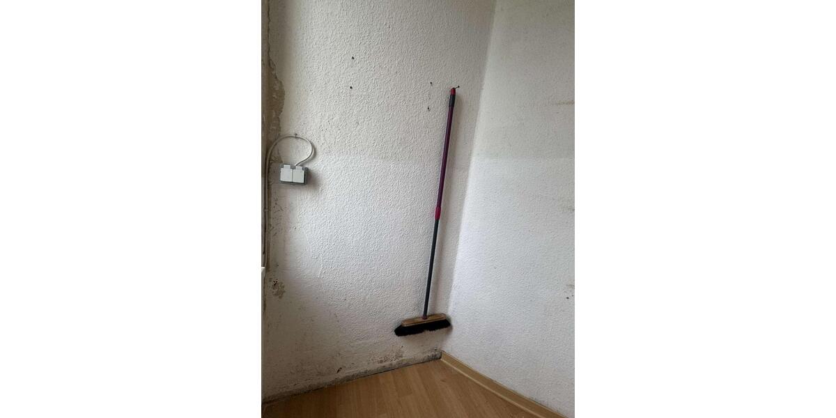 Familienfreundliche Etagenwohnung mit 100 m² und Stellplatz in Radeberg 4 zimmer