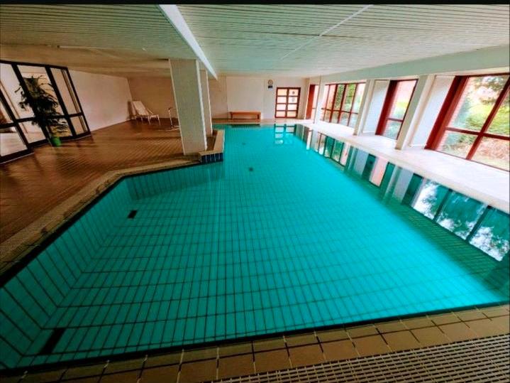 möbl. Wohnung mit Schwimmbad+Sauna, befristet in Travemünde 2 zimmer