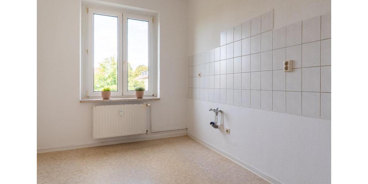 Etagenwohnung Calbe (Saale) - 3 Zimmer, 66 m&sup2;, 440&euro; | Angebot:23552290