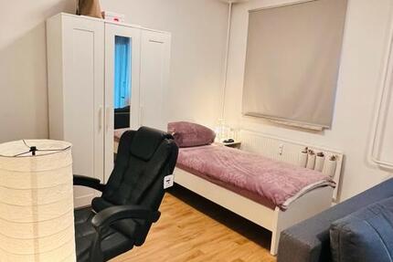 Schöne 1-Zimmer-Wohnung mit Balkon zu vermieten in Erfurt 1 zimmer