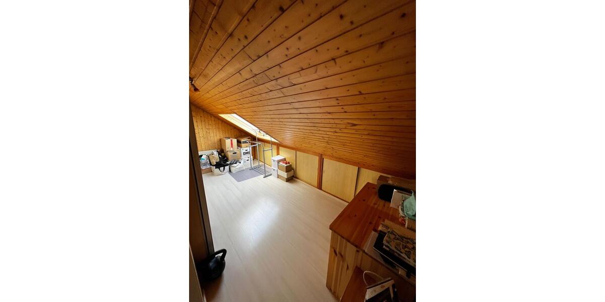 Dachgeschoßwohnung Weiterstadt - 3 Zimmer, 65 m&sup2;, 1.100&euro; | Angebot:24837050