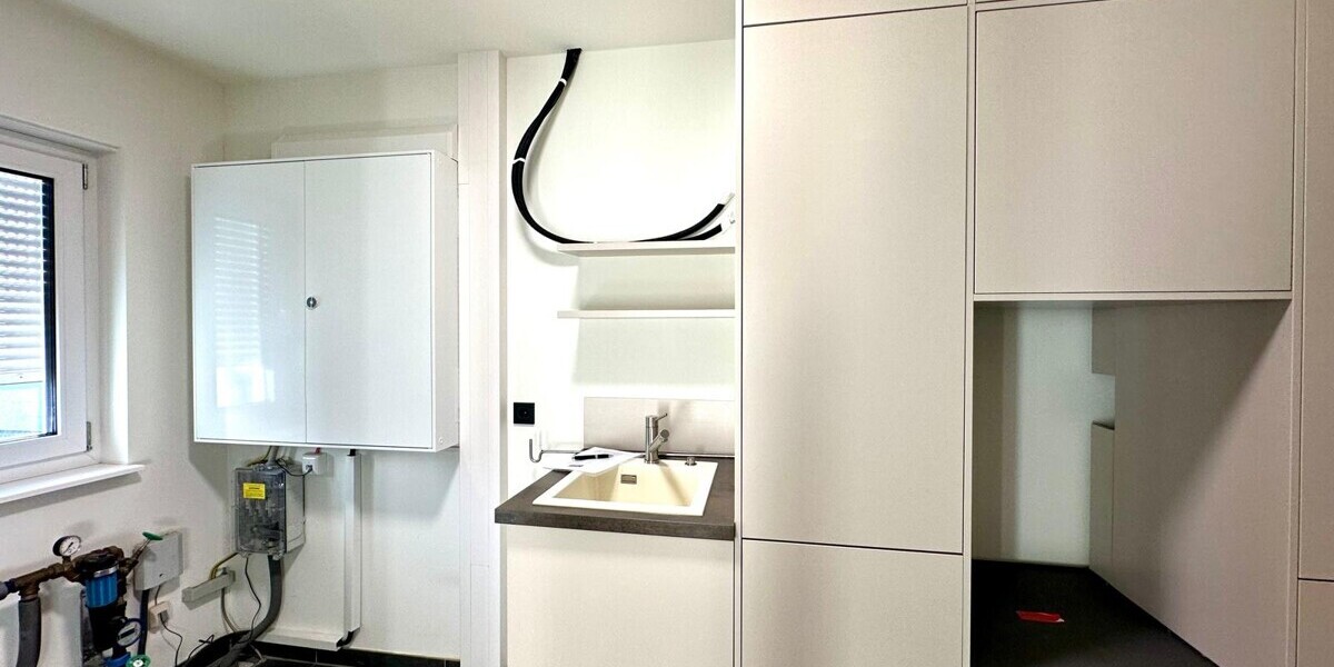 Jetzt Miete möglich! Winkelbungalow 5 km bis Neubrandenburg, Baujahr 2022, Doppelgarage, EBK,Carport - Einfamilienhaus Sponholz | Angebot:25929684