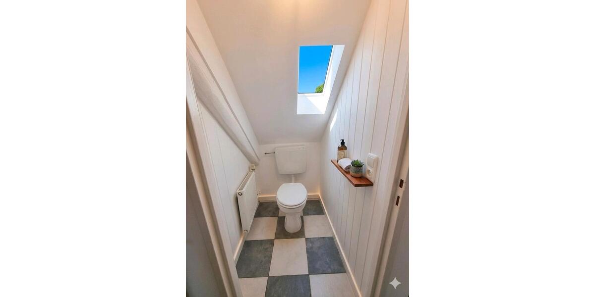 Dachgeschoßwohnung Friedberg (Hessen) - 3 Zimmer, 67 m&sup2;, 790&euro; | Angebot:25842035