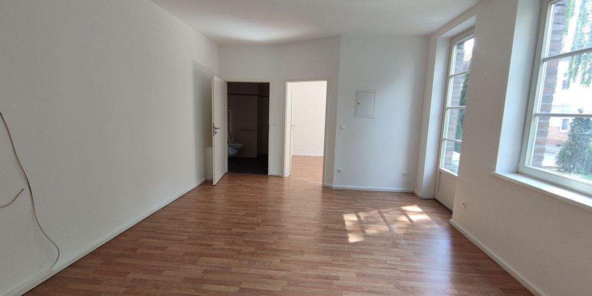 Etagenwohnung Bitterfeld Anhaltsiedlung - 1 Zimmer, 36 m&sup2;, 310&euro; | Angebot:25748389