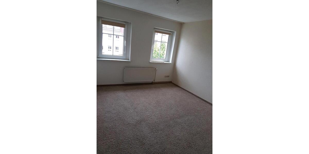 Etagenwohnung Hettstedt - 3 Zimmer, 85 m&sup2;, 580&euro; | Angebot:25990335