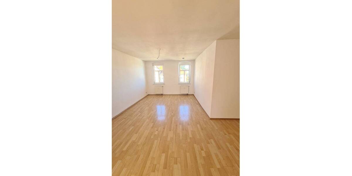 Etagenwohnung Chemnitz Sonnenberg - 3 Zimmer, 120 m&sup2;, 620&euro; | Angebot:26555099
