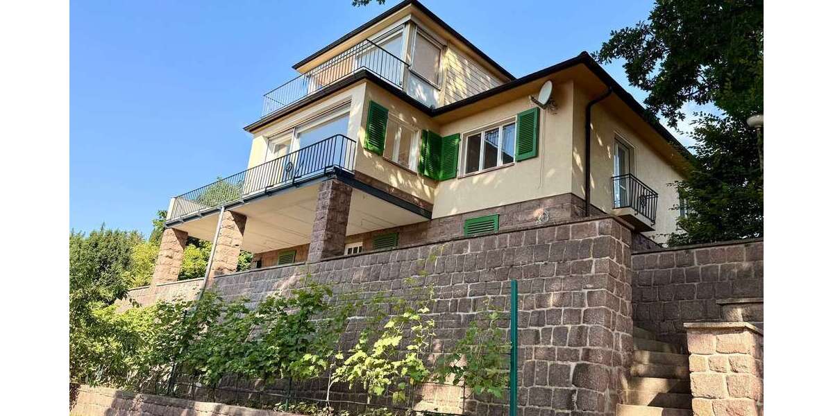 Etagenwohnung Radebeul - 7 Zimmer, 250 m&sup2;, 2.500&euro; | Angebot:26982497