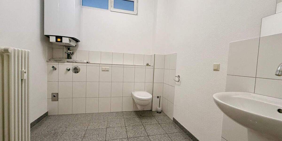 Etagenwohnung Mannheim Quadrate - 3 Zimmer, 100 m&sup2;, 1.000&euro; | Angebot:25776984