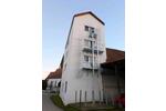 74 Qm, 1,5 Zimmer Wohnung im 3. OG zimmer