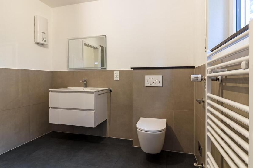 Renovierte 2-Zimmer Wohnung in ruhiger Lage von Pellingen 2 zimmer