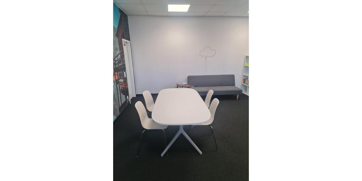 Gewerbeimmobilie-Büröfläche (ca. 100 m²) in Rosenheim zu vermiete zimmer