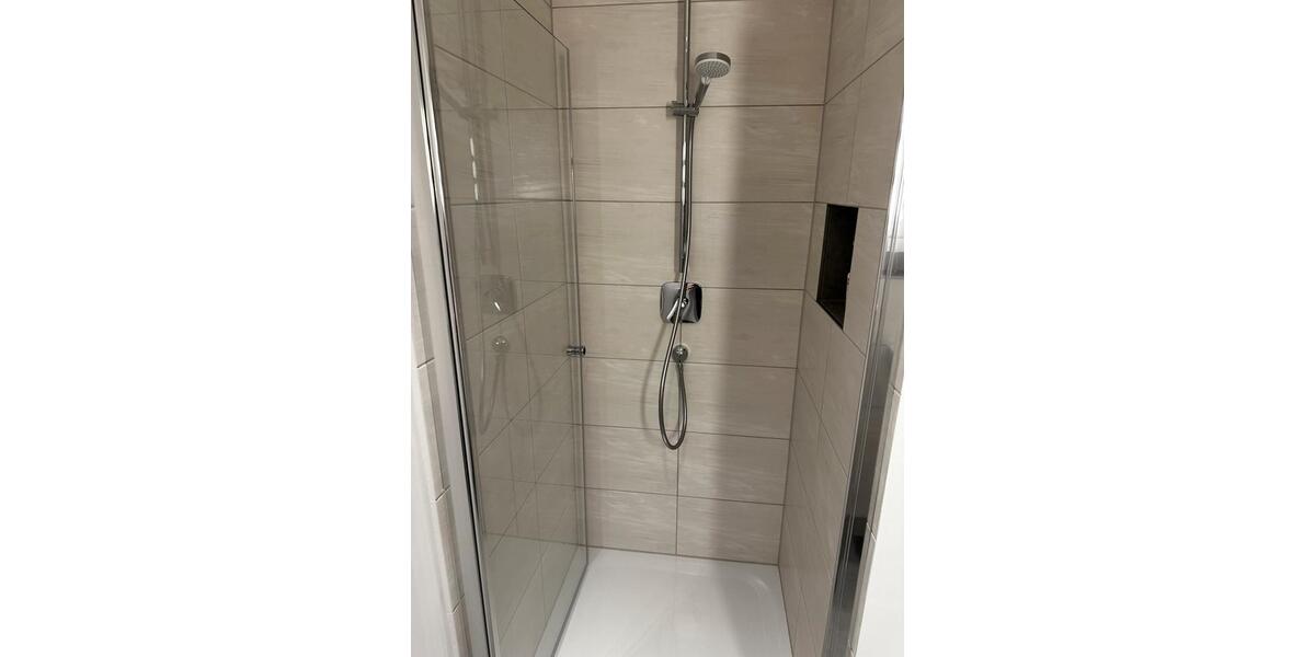 Wohnen auf Zeit Hausham - 7 Zimmer, 80 m&sup2;, 30&euro; | Angebot:26349815