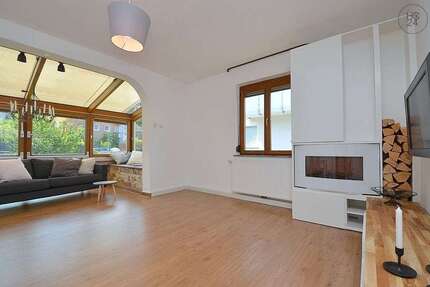 Wohnung zum Mieten in Stuttgart 1.990 € 79 m²