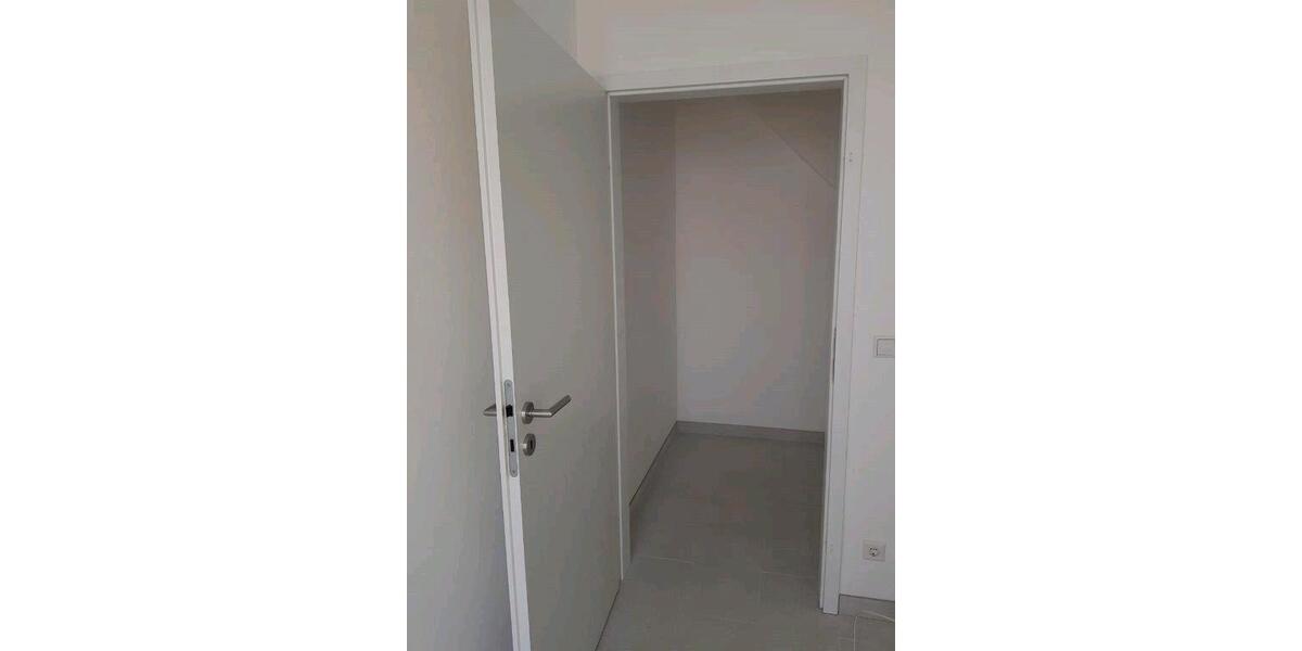 Erdgeschoßwohnung Donaueschingen - 3 Zimmer, 85 m&sup2;, 850&euro; | Angebot:26248956