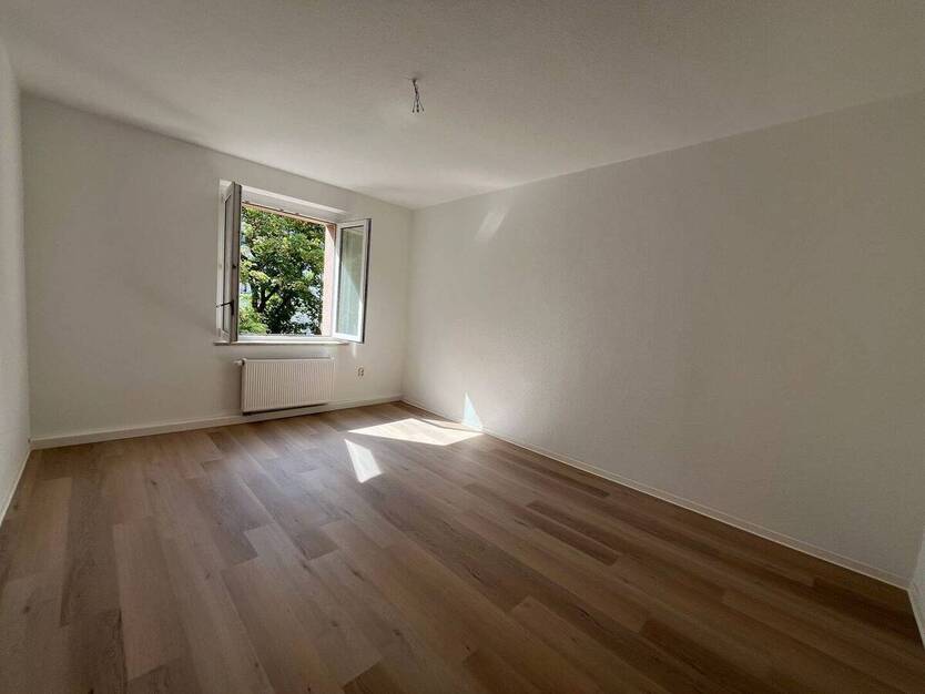 Frisch renovierte 5-Zimmer-Wohnung in guter Lage 5 zimmer