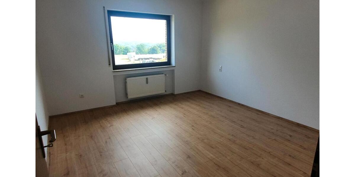 Etagenwohnung Ruppichteroth - 4 Zimmer, 140 m&sup2;, 1.100&euro; | Angebot:26479979