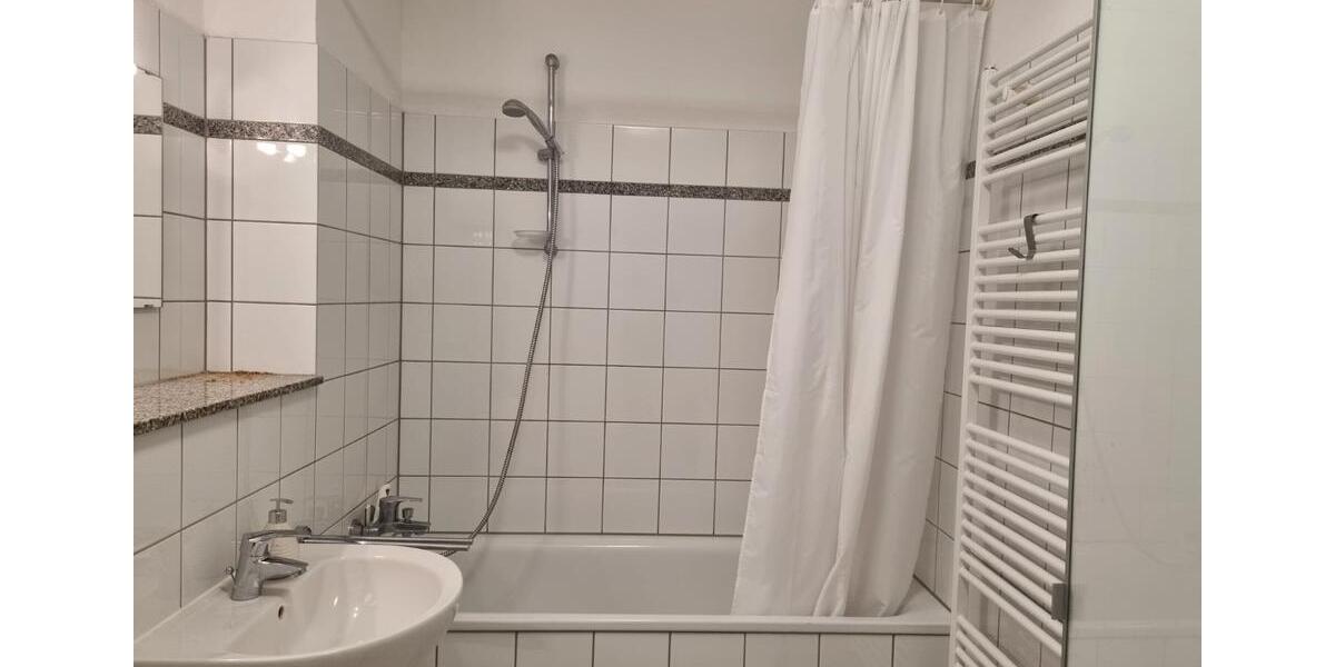 Wohnen auf Zeit Düsseldorf Oberbilk - 3 Zimmer, 72 m&sup2;, 1.290&euro; | Angebot:26218729