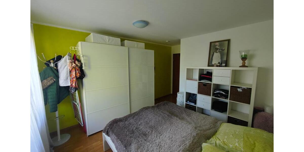 Etagenwohnung Freiberg am Neckar - 3 Zimmer, 68 m&sup2;, 850&euro; | Angebot:26515626