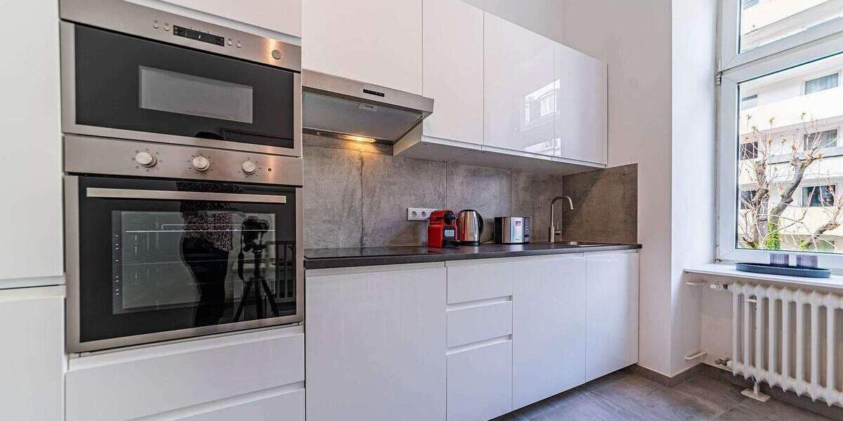 Etagenwohnung Frankfurt am Main Westend-Süd - 2 Zimmer, 67 m&sup2;, 2.460&euro; | Angebot:25968507