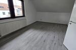 Dachgeschoßwohnung Riedstadt - 3 Zimmer, 75 m&sup2;, 990&euro; | Angebot:26547045