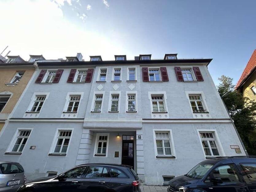 2 Zimmer Wohnung am Kolumbusplatz