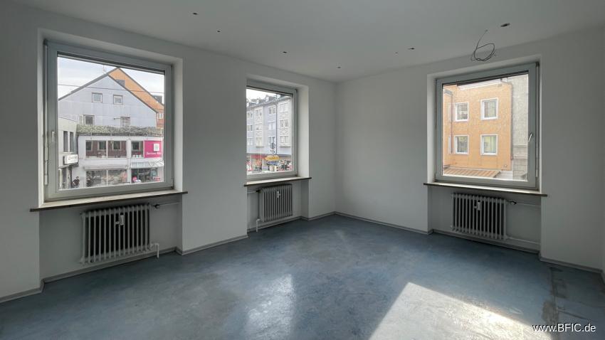 Büroetage in Toplage FFB – wird renoviert zimmer