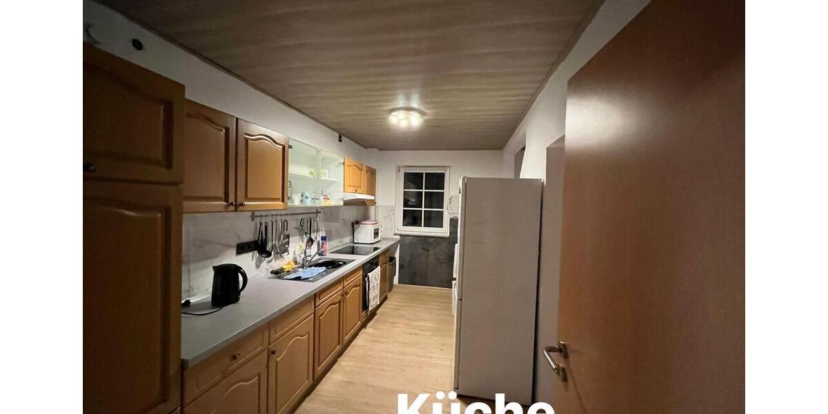 Wohnen auf Zeit Hilchenbach - 7 Zimmer, 140 m&sup2;, 25&euro; | Angebot:26003726