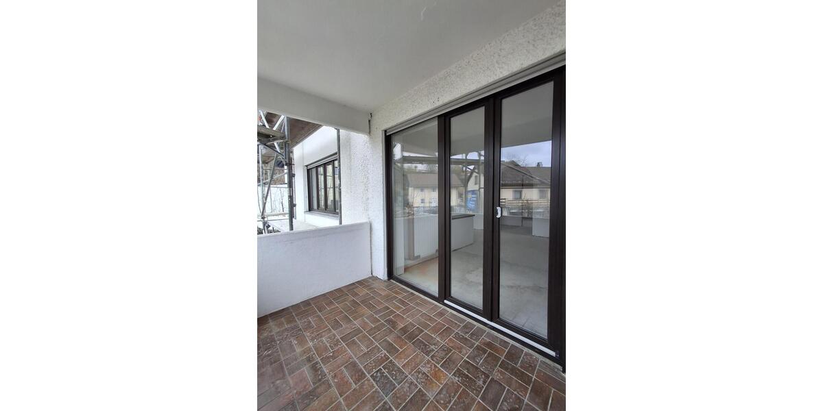 Etagenwohnung Deggendorf - 4 Zimmer, 91 m&sup2;, 1.150&euro; | Angebot:25346140