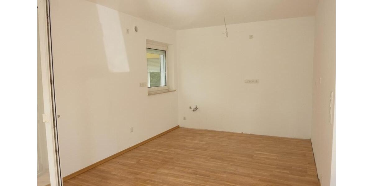 Etagenwohnung Schonungen Forst - 4 Zimmer, 94 m&sup2;, 695&euro; | Angebot:26645440