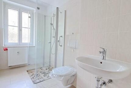 Wohnung Plauen Bahnhofsvorstadt - 2 Zimmer, 46 m&sup2;, 230&euro; | Angebot:25869660