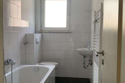 Wohnung Gelsenkirchen Ückendorf - 2.5 Zimmer, 50 m&sup2;, 409&euro; | Angebot:27457615