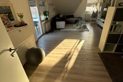 6-Zimmer Wohnung mit Balkon 6 zimmer