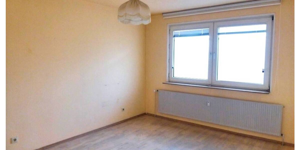 Etagenwohnung Kassel Niederzwehren - 3 Zimmer, 72 m&sup2;, 650&euro; | Angebot:26787015