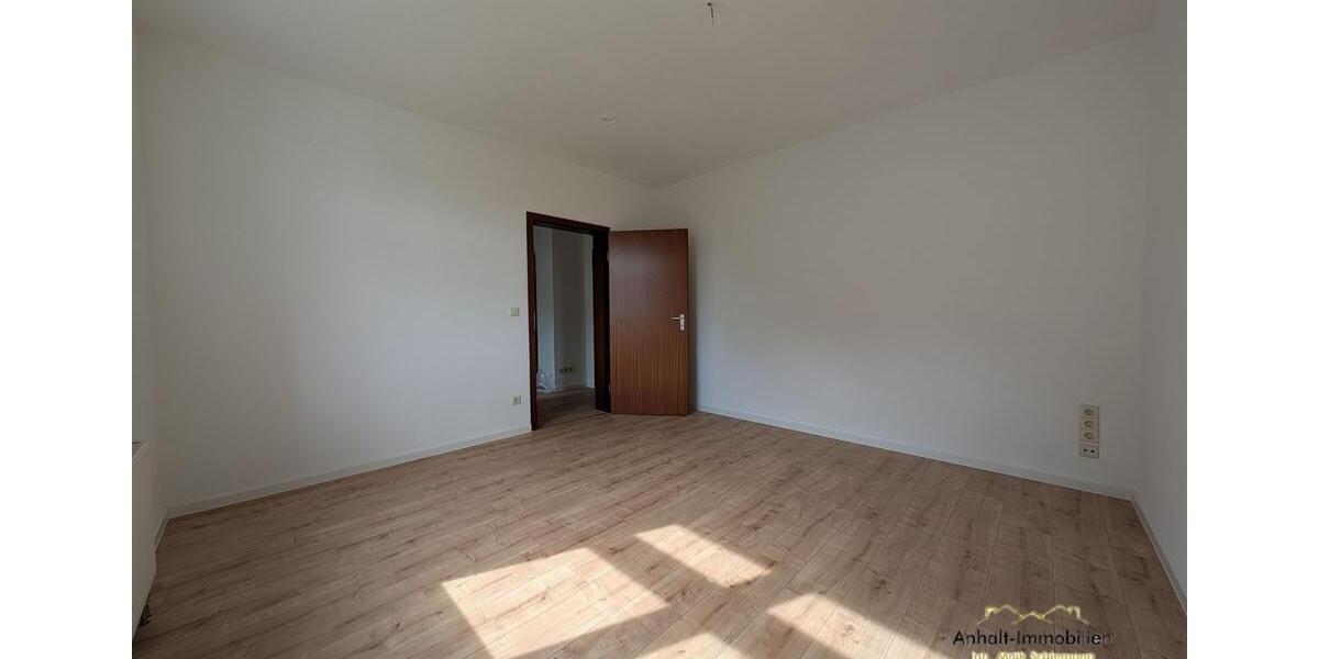 Etagenwohnung Bitterfeld-Wolfen Bitterfeld - 2 Zimmer, 45 m&sup2;, 317&euro; | Angebot:26544743