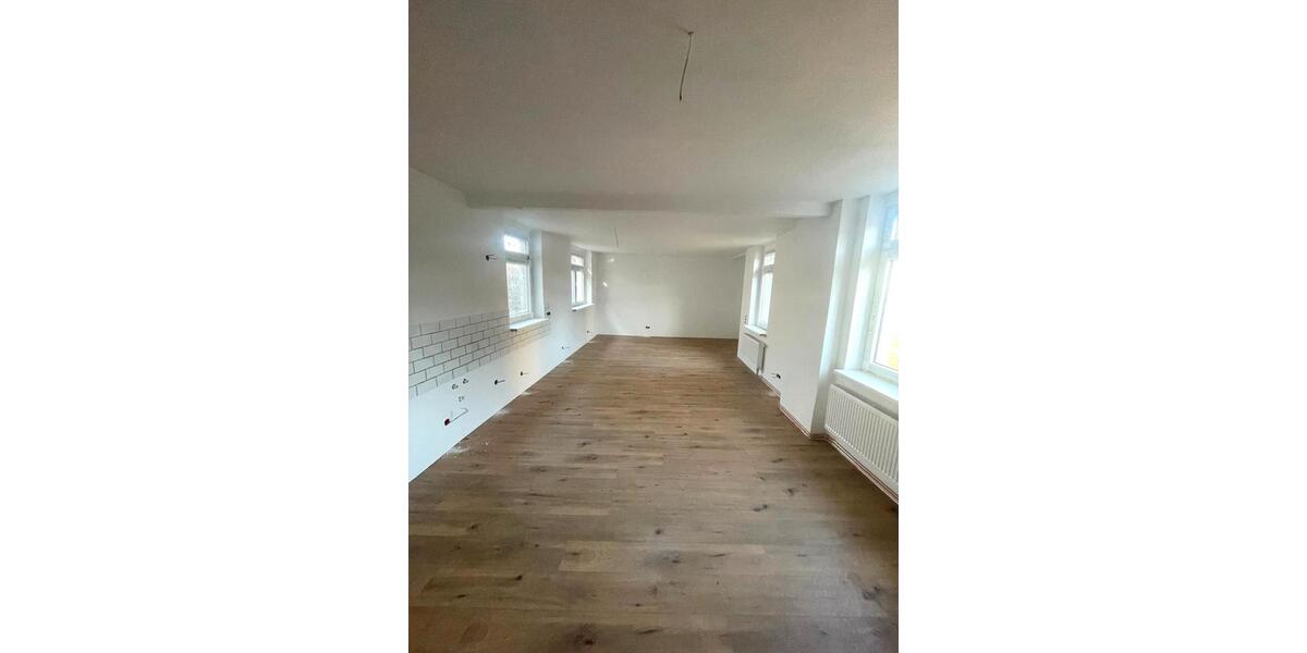 Etagenwohnung Apolda - 1 Zimmer, 65 m&sup2;, 480&euro; | Angebot:26572668