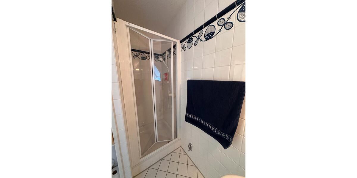 Einfamilienhaus Buxtehude - 2 Zimmer, 183 m&sup2;, 2.700&euro; | Angebot:26091803