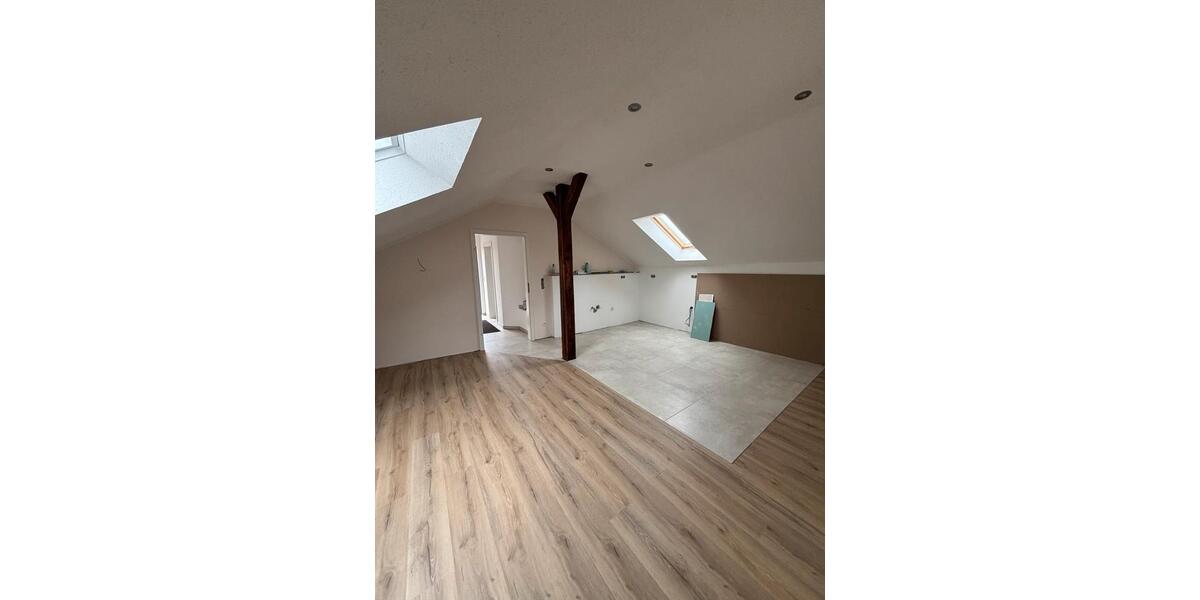 Dachgeschoßwohnung Ostercappeln - 2 Zimmer, 65 m&sup2;, 850&euro; | Angebot:26553741
