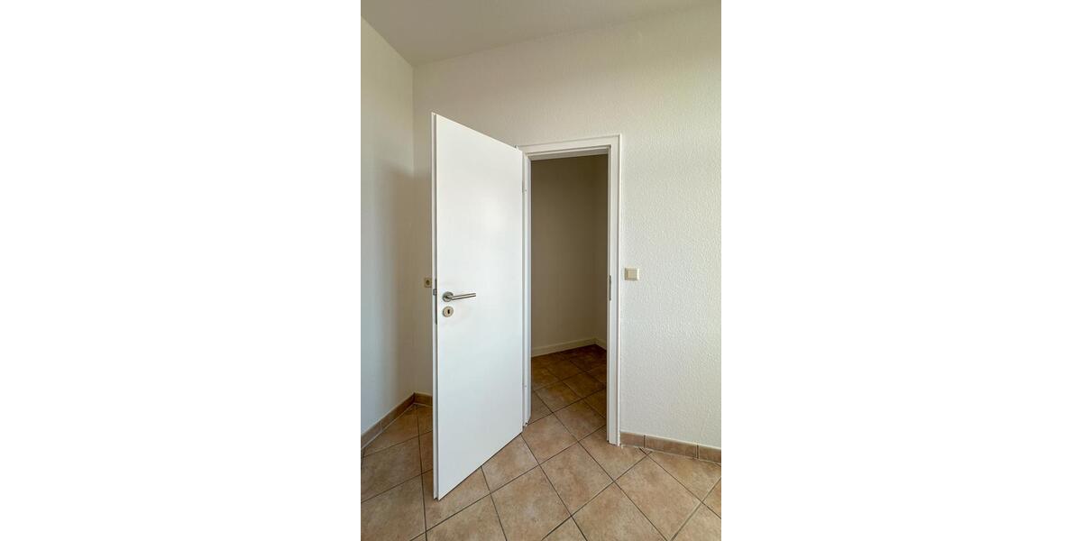 Dachgeschoßwohnung Magdeburg Leipziger Straße - 2 Zimmer, 62 m&sup2;, 434&euro; | Angebot:26587405