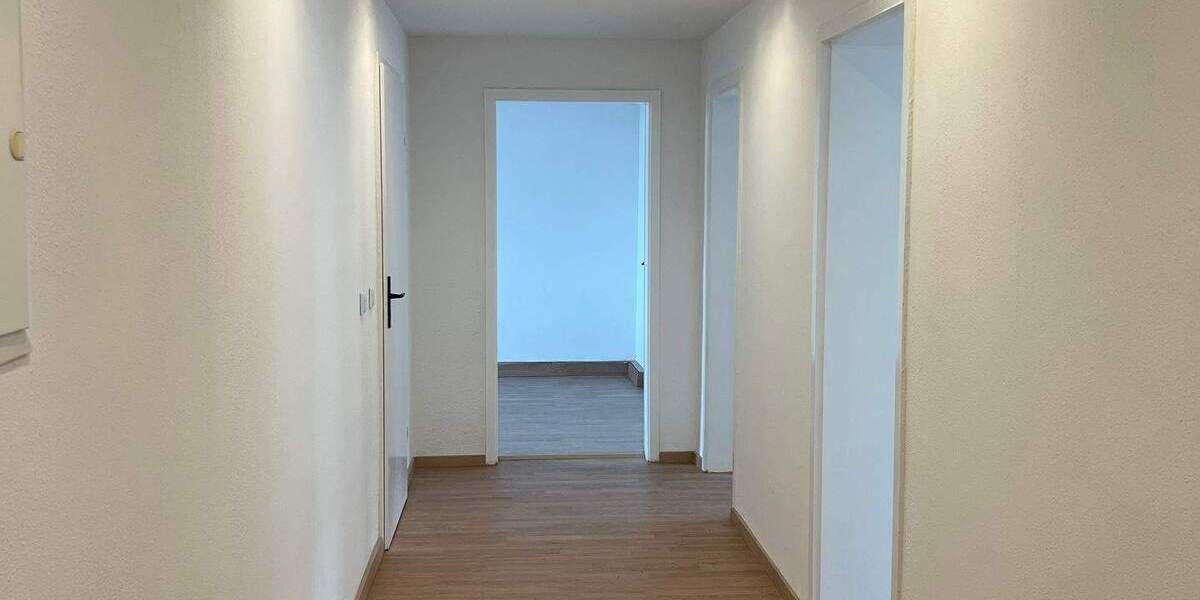 Etagenwohnung Aue - 3 Zimmer, 90 m&sup2;, 510&euro; | Angebot:23824871