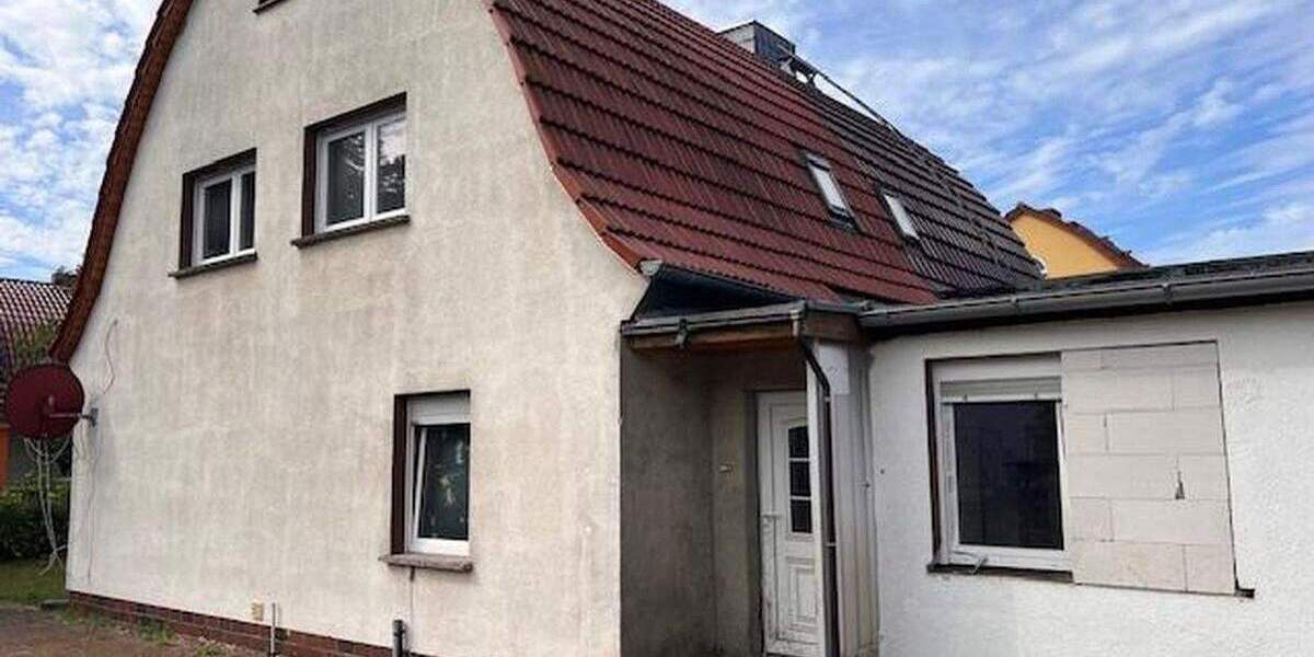 Doppelhaushälfte, 87 qm Wfl., 573 qm Grund, Kamin, neues Bad 3 zimmer