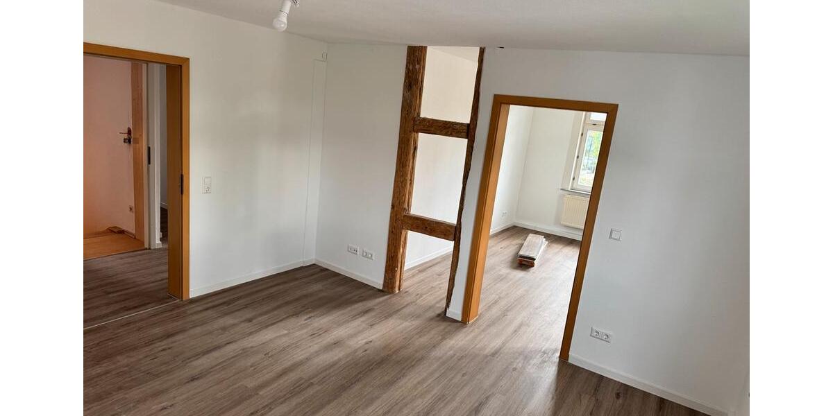 Etagenwohnung Hechingen - 5 Zimmer, 122 m&sup2;, 1.250&euro; | Angebot:26639135