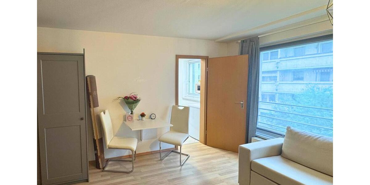 Etagenwohnung Dessau-Roßlau Dessau - 1 Zimmer, 35 m&sup2;, 300&euro; | Angebot:26544730