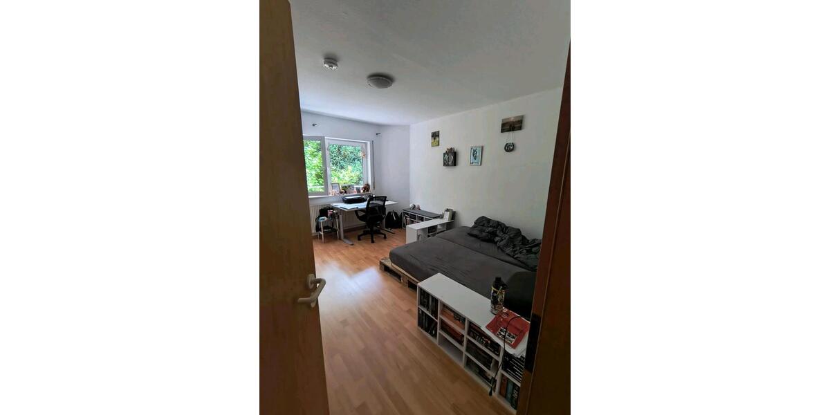 Etagenwohnung Marburg Marbach - 3 Zimmer, 82 m&sup2;, 500&euro; | Angebot:26496590
