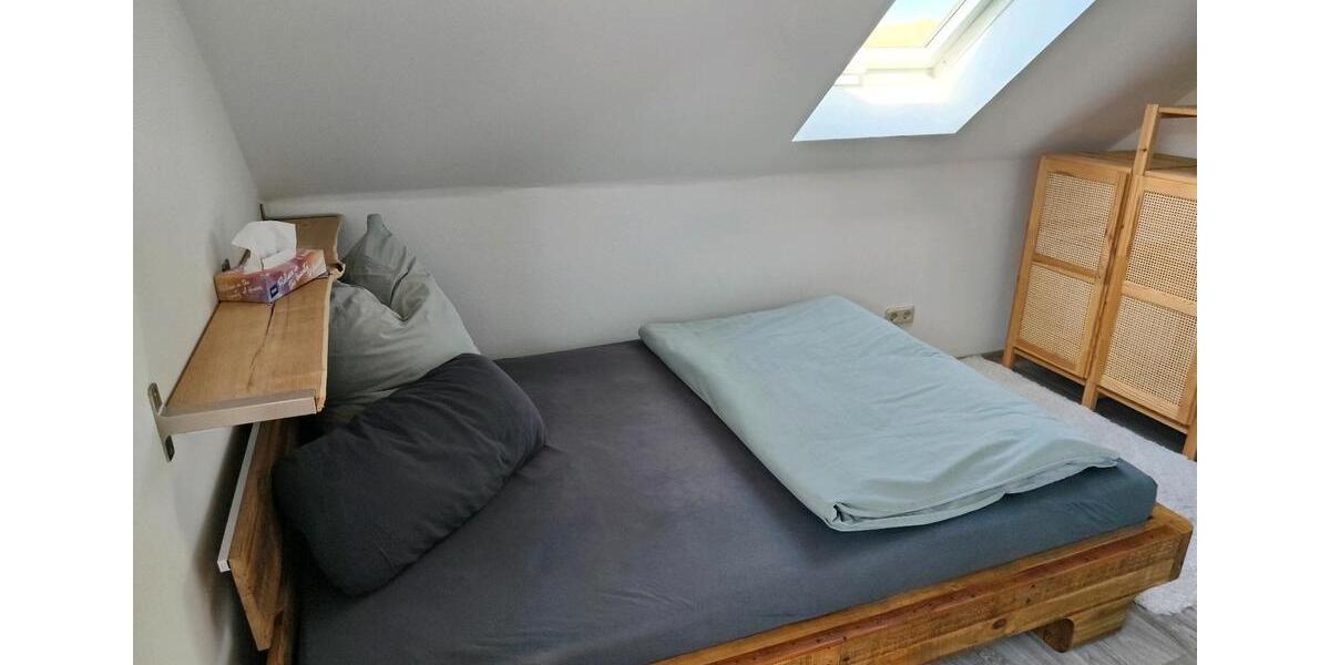 Dachgeschoßwohnung Eisenach - 2 Zimmer, 40 m&sup2;, 700&euro; | Angebot:26484593