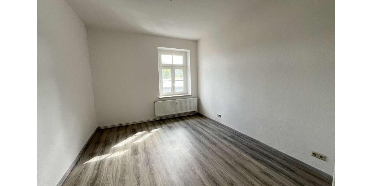 Erdgeschoßwohnung Hainichen - 2 Zimmer, 49 m&sup2;, 290&euro; | Angebot:22550493