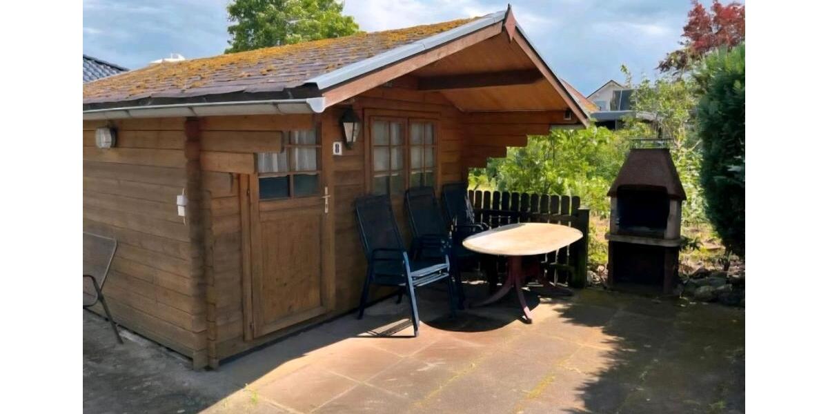 Einfamilienhaus Hillerse - 8 Zimmer, 220 m&sup2;, 1.600&euro; | Angebot:24878290