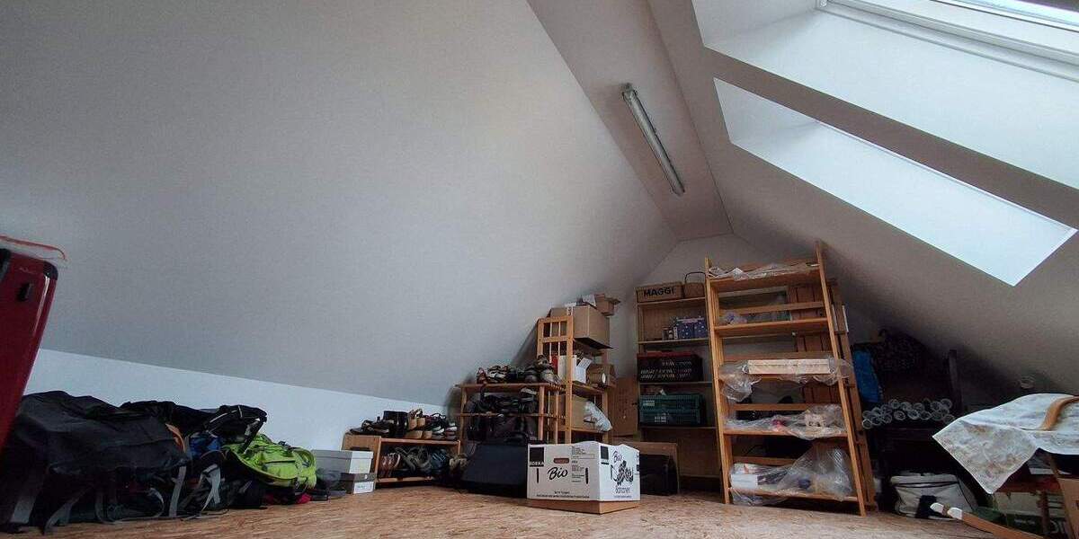 Einfamilienhaus Neuruppin - 5 Zimmer, 170 m&sup2;, 1.700&euro; | Angebot:25819994