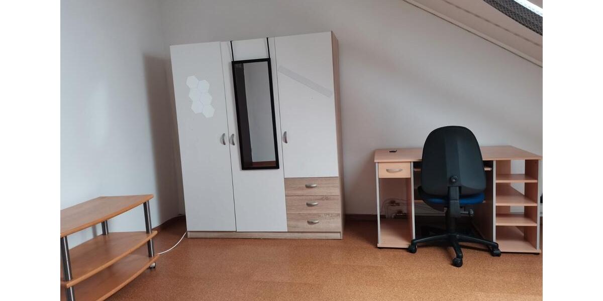 Wohnen auf Zeit Gemmingen - 3 Zimmer, 14 m&sup2;, 450&euro; | Angebot:26415466
