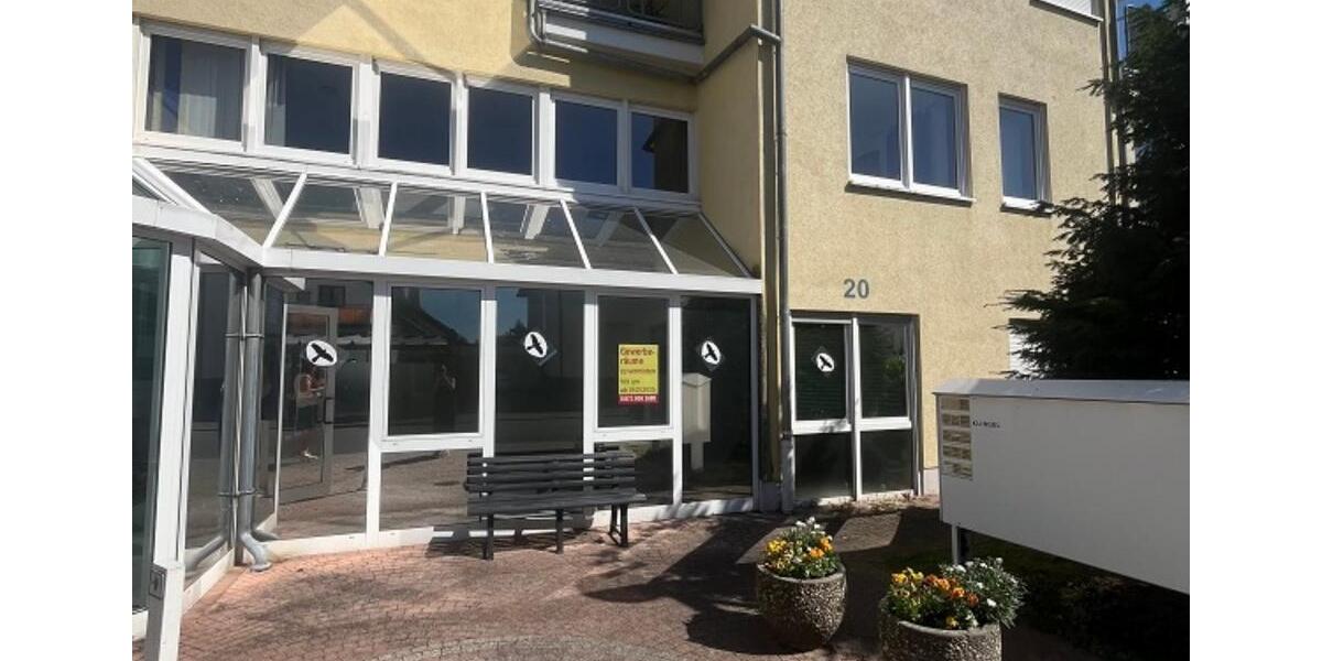 Renovierte Gewerbefläche in Büdingen - Flexible Nutzung. zimmer